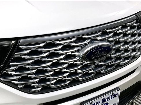 Used 2021 Ford Explorer Platinum w/ Equipment Group 601A image 31