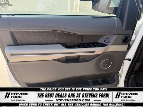 Used 2021 Ford Expedition Limited AWD/4WD image 21