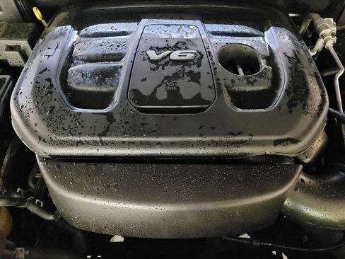 Used 2019 Jeep Grand Cherokee Altitude image 30