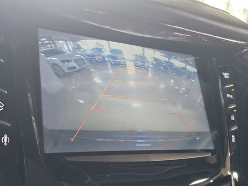 Used 2015 Cadillac Escalade ESV Premium image 44