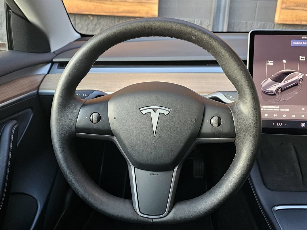 Used 2022 Tesla Model 3 Long Range AWD/4WD image 22