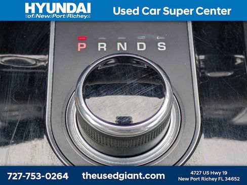 Used 2017 Jaguar XF RWD image 26