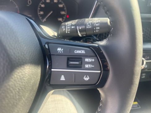 Used 2025 Honda CR-V EX-L image 16