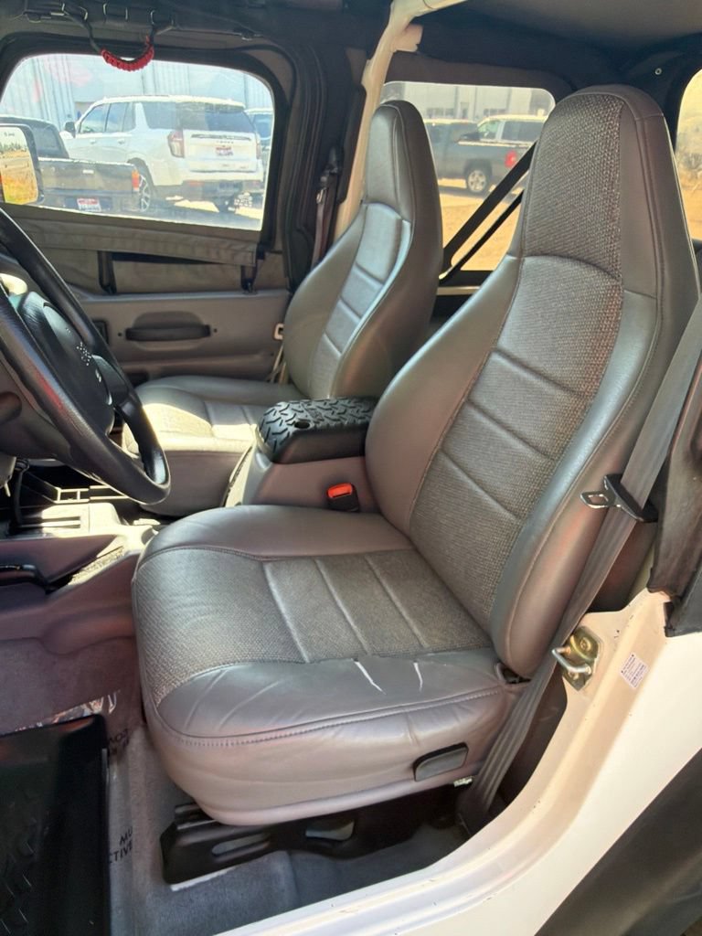 Used 1997 Jeep Wrangler SE AWD/4WD image 22