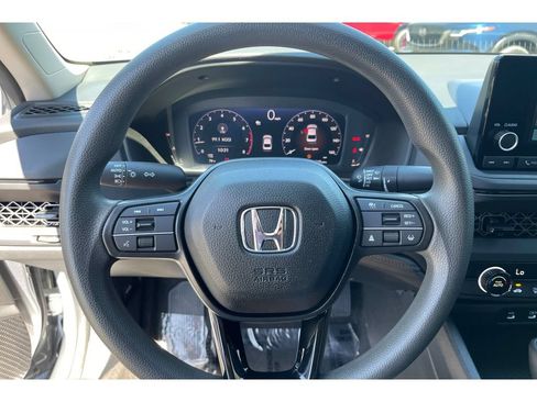 Used 2024 Honda Accord LX image 32