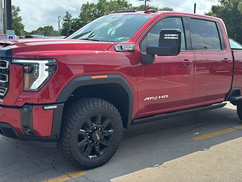New 2026 GMC Sierra 2500 AT4 w/ AT4 Premium Plus Package AWD/4WD image 3