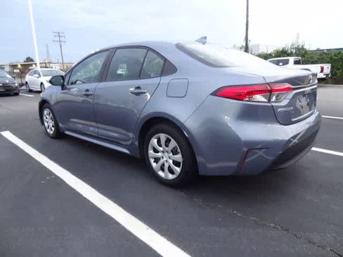 Used 2024 Toyota Corolla LE FWD image 9