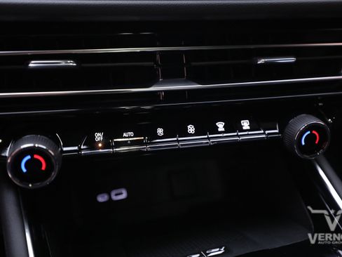 New 2026 Chevrolet Traverse LT image 26