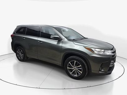 Used 2017 Toyota Highlander XLE
