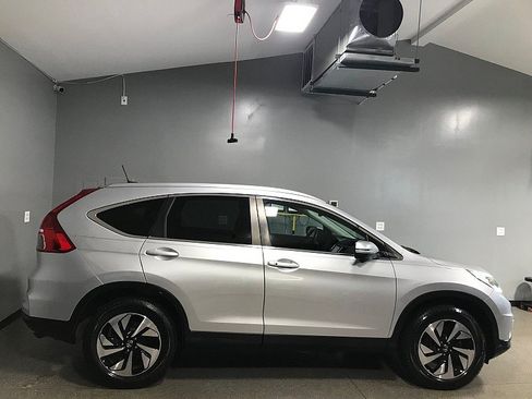 Used 2015 Honda CR-V Touring image 2