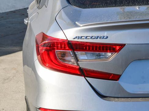 Used 2020 Honda Accord Sport image 7