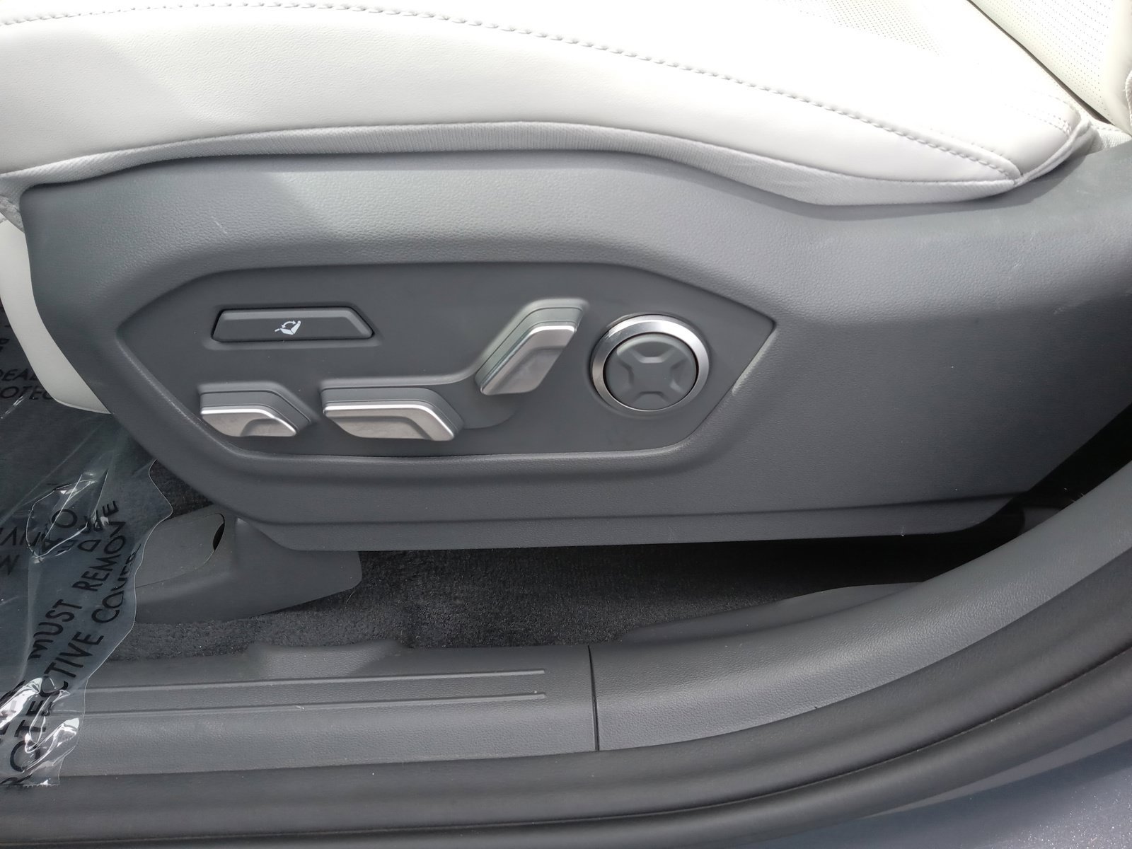Used 2025 Hyundai Santa Fe Calligraphy AWD/4WD image 21