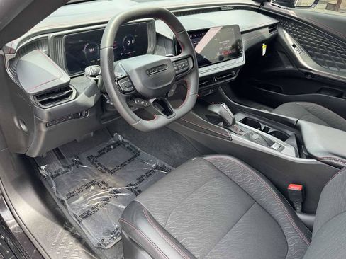 Used 2025 Dodge Charger Daytona R/T w/ Quick Order Package 25M R/T AWD/4WD image 25