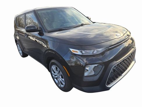 Used 2020 Kia Soul LX image 1