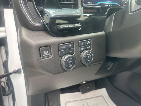 Used 2025 Chevrolet Silverado 2500 LTZ w/ Trail Boss Package AWD/4WD image 40