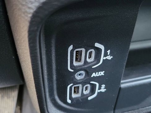 Used 2024 RAM 3500 Big Horn AWD/4WD image 14