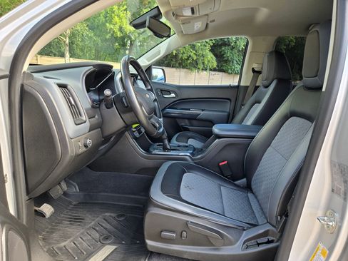 Used 2020 Chevrolet Colorado Z71 RWD image 9