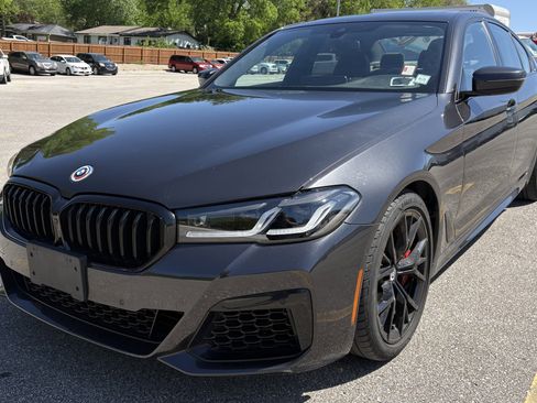 Certified 2023 BMW M550i xDrive w/ Dynamic Handling Package AWD/4WD image 5