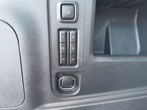 Used 2025 Ford Expedition King Ranch image 34