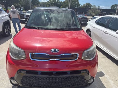 Used 2016 Kia Soul + w/ Designer's Package image 2