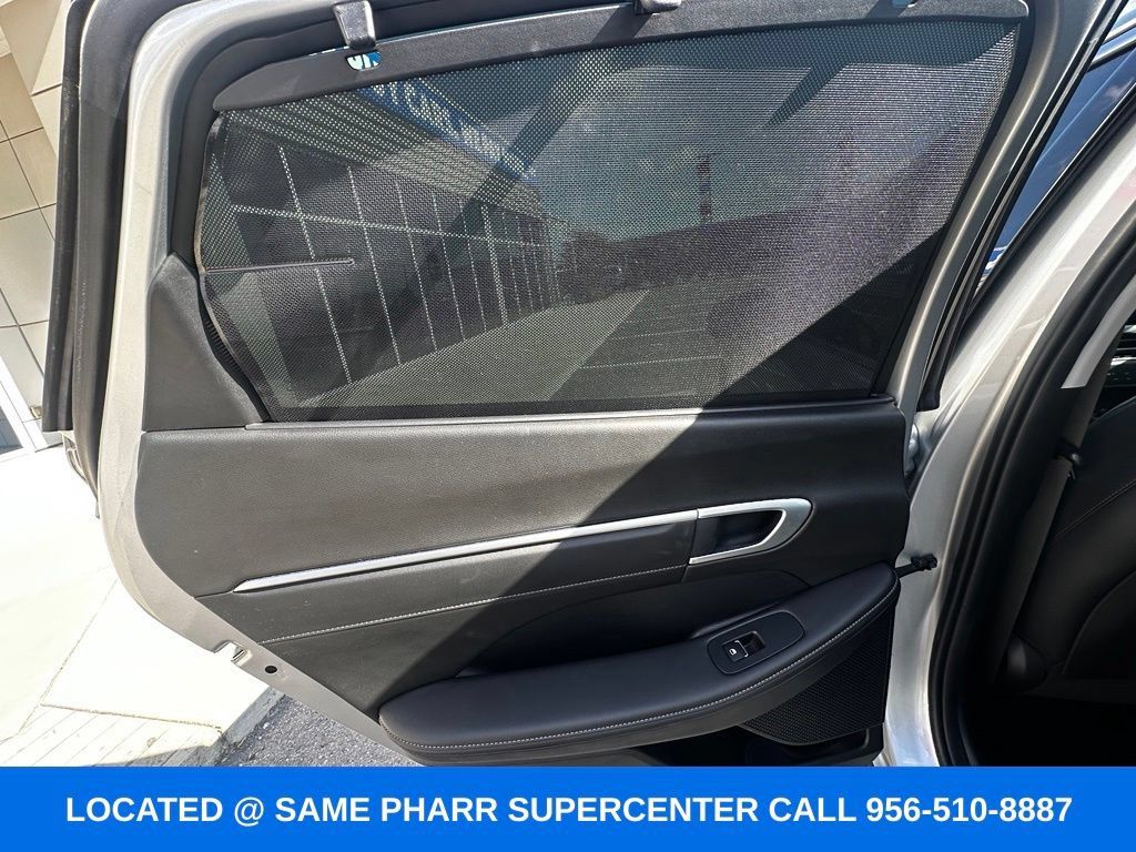 Used 2025 Hyundai Sonata Limited FWD image 26
