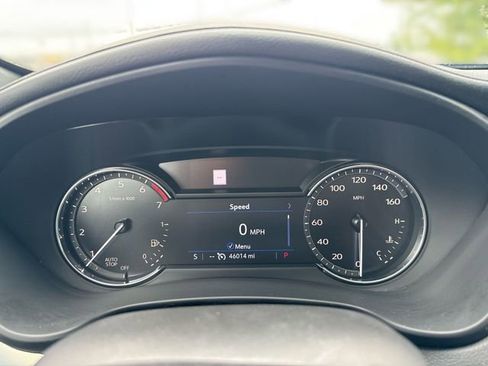 Used 2019 Cadillac XT4 Premium Luxury FWD image 24