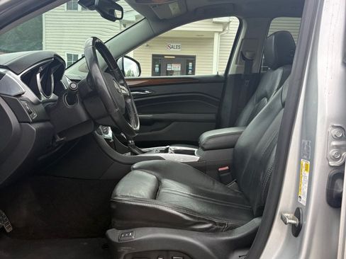 Used 2012 Cadillac SRX Luxury FWD image 9