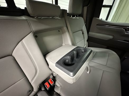 Certified 2024 Chevrolet Silverado 1500 LTZ w/ LTZ Premium Package AWD/4WD image 21