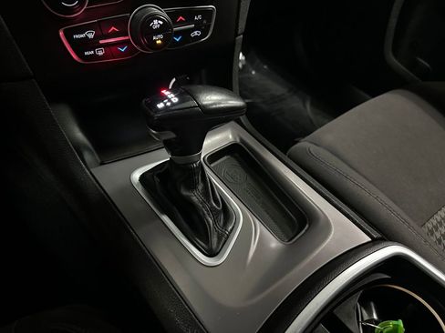 Used 2022 Dodge Charger GT RWD image 21
