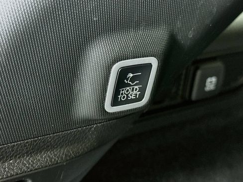 Used 2024 Jeep Grand Cherokee Trailhawk w/ Luxury Tech Group III AWD/4WD image 31