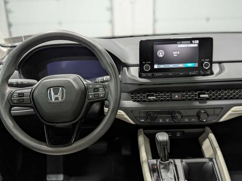 Used 2024 Honda Accord EX image 5