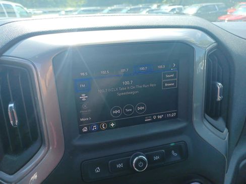 Used 2022 Chevrolet Silverado 1500 Custom Trail Boss image 9