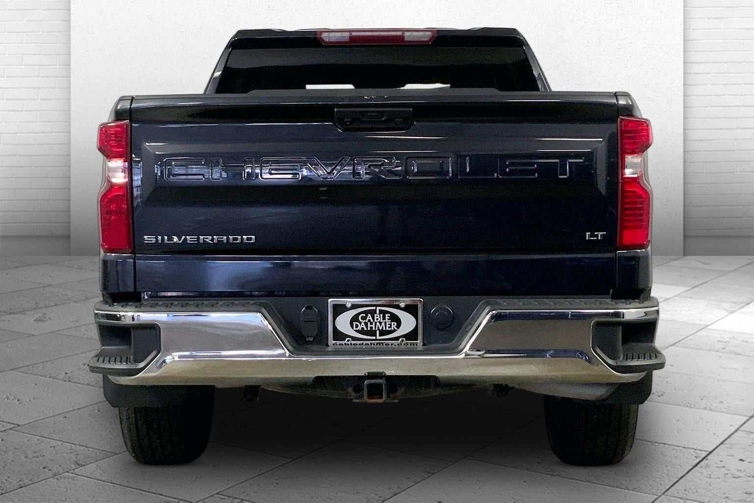 Used 2024 Chevrolet Silverado 1500 LT AWD/4WD image 3