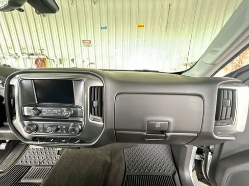 Used 2018 Chevrolet Silverado 1500 LT w/ LT Eassist Package image 27