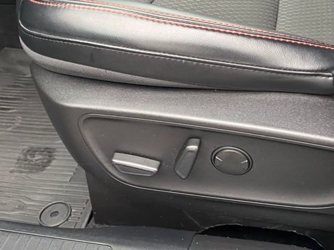 Used 2023 Ford Escape ST-Line w/ Tech Pack #1 FWD image 30