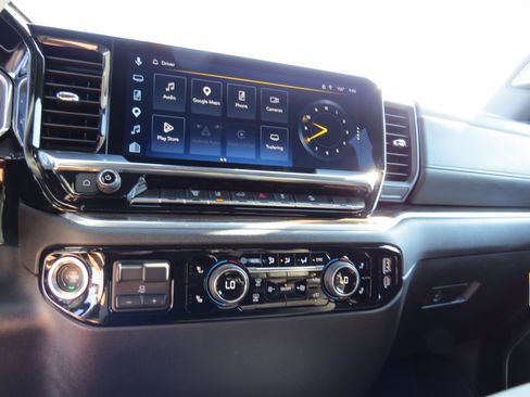 Used 2025 Chevrolet Silverado 2500 LT AWD/4WD image 20