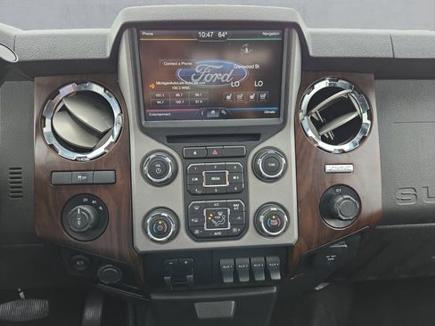 Used 2015 Ford F250 Lariat w/ Lariat Ultimate Package AWD/4WD image 17