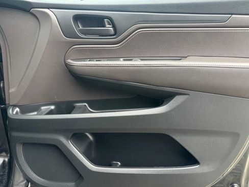 Used 2018 Honda Odyssey EX-L image 30