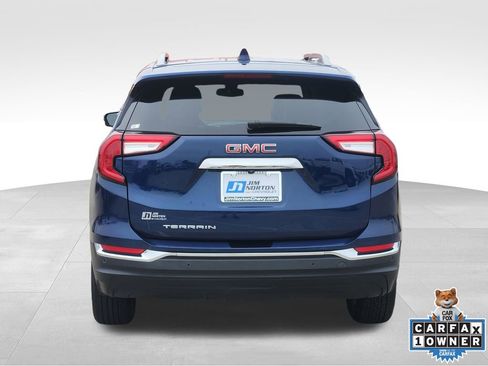 Used 2023 GMC Terrain SLT image 8