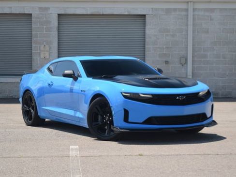 Used 2023 Chevrolet Camaro LT w/ Technology Package RWD image 1