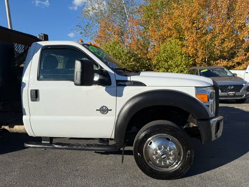 Used 2015 Ford F550 4x4 Regular Cab Super Duty image 14