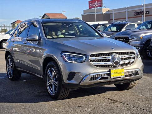 Used 2021 Mercedes-Benz GLC 300 GLC 300 image 3