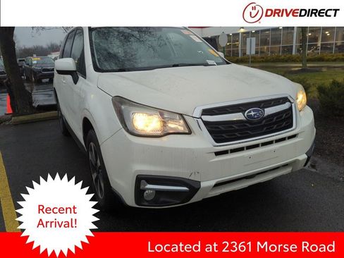 Used 2017 Subaru Forester 2.5i Limited image 1
