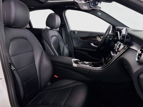 Used 2020 Mercedes-Benz C 300 Sedan image 7