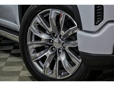 New 2026 GMC Sierra 1500 Denali w/ Denali Reserve Package AWD/4WD image 3