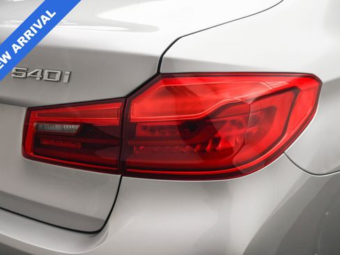 Used 2019 BMW 540i xDrive 540i xDrive image 25