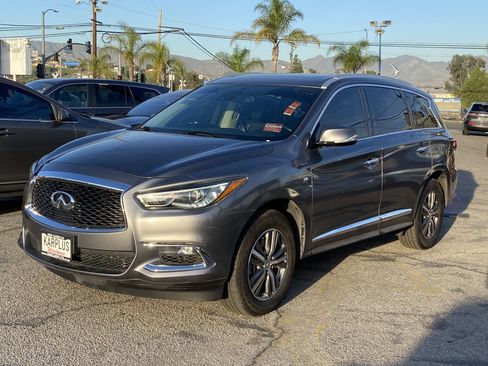 Used 2020 INFINITI QX60 Luxe image 2