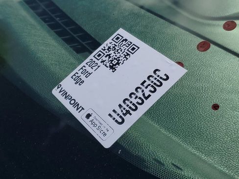 Used 2021 Ford Edge Titanium image 29