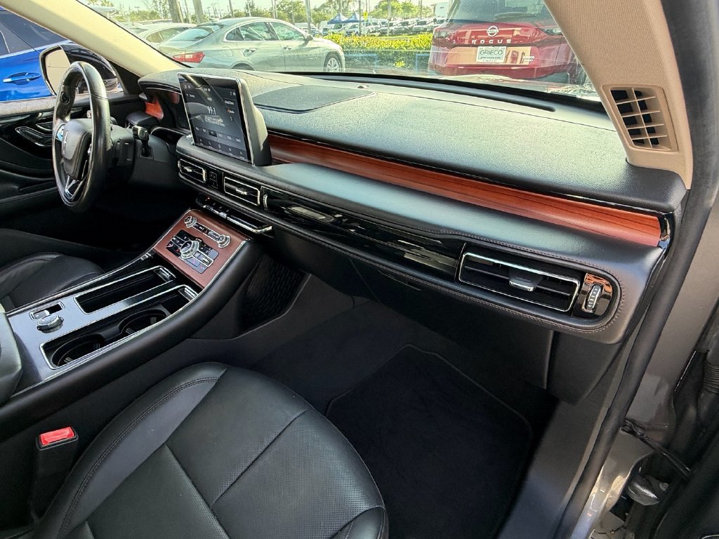 Used 2022 Lincoln Aviator Reserve RWD image 21