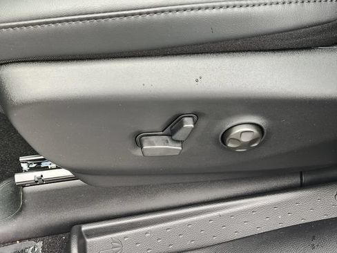 New 2026 Chrysler Pacifica Select AWD/4WD image 28